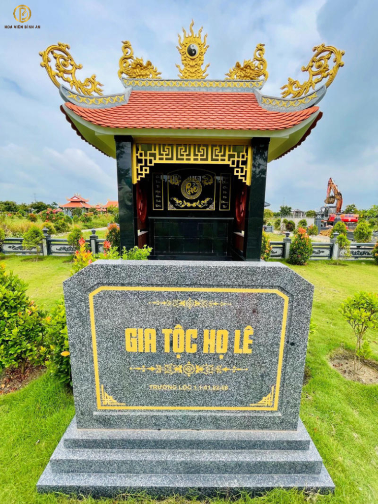 Đặt tên lăng mộ gia tộc